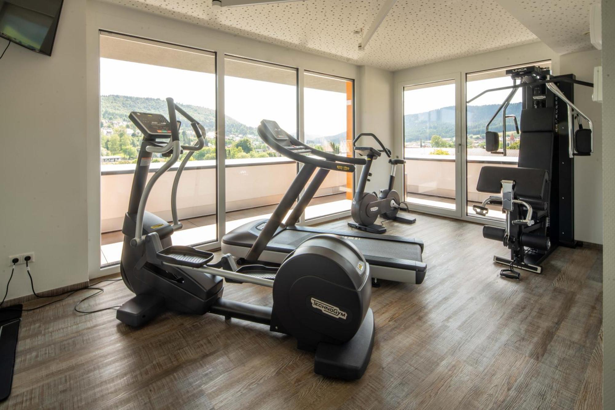 Hotel Schlossberg Wehingen Екстер'єр фото