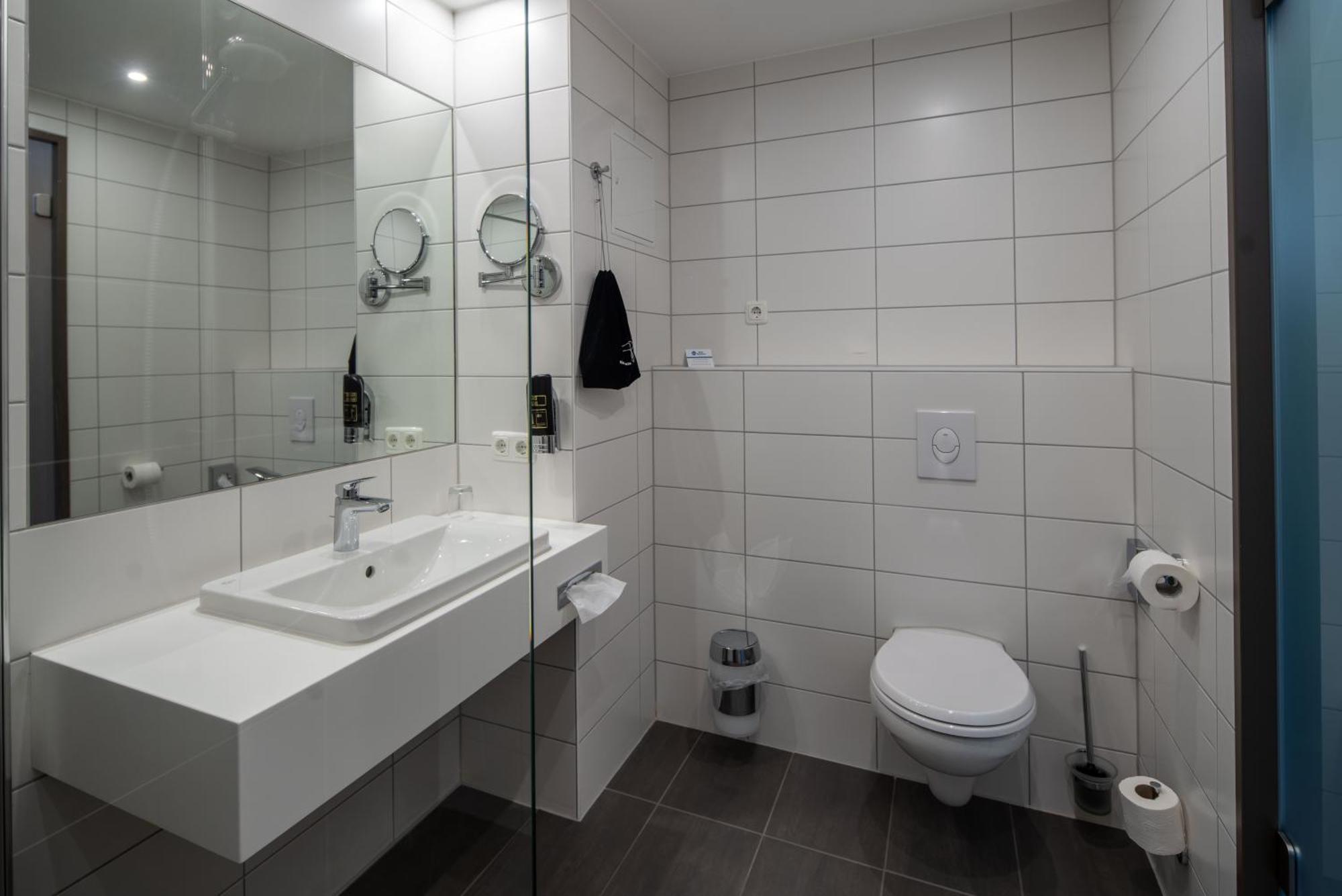 Hotel Schlossberg Wehingen Номер фото